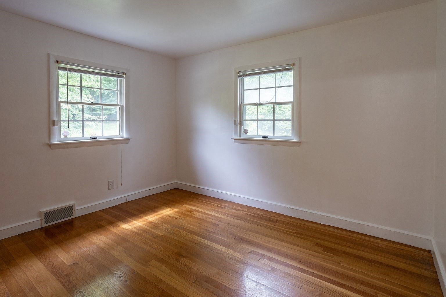 16 Westwood Rd, Lexington, MA, 16 Westwood Rd, Lexington, MA Photo #6