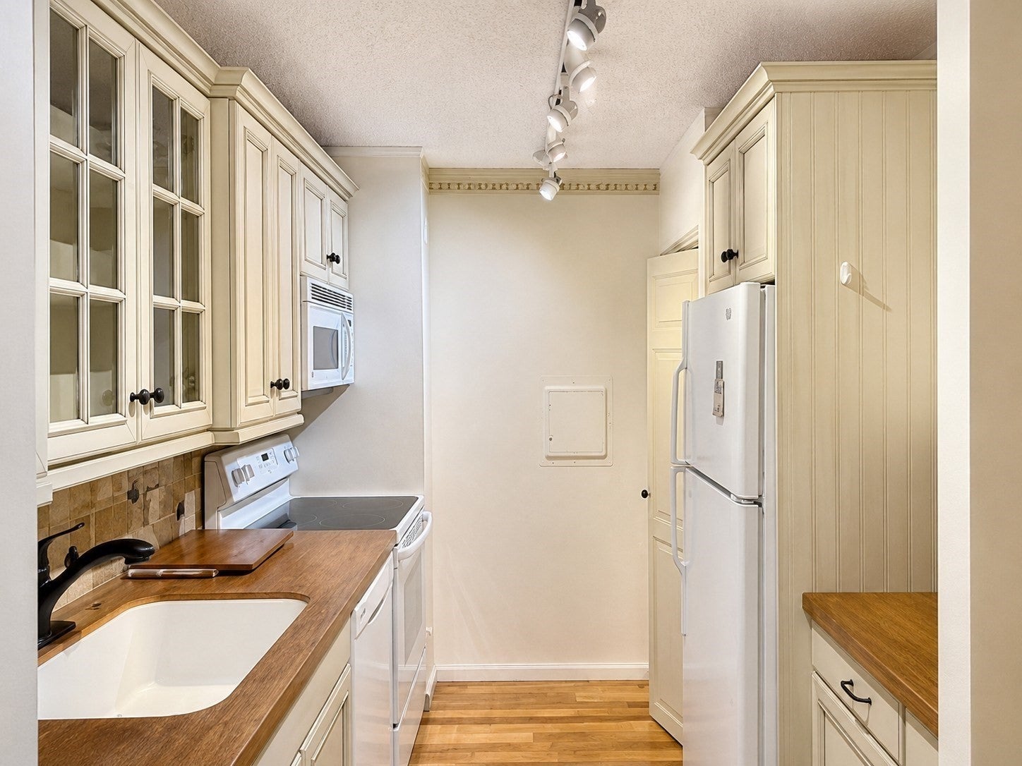 40 Village Rd #108A, Middleton, MA, 40 Village Rd #108A, Middleton, MA Photo #5