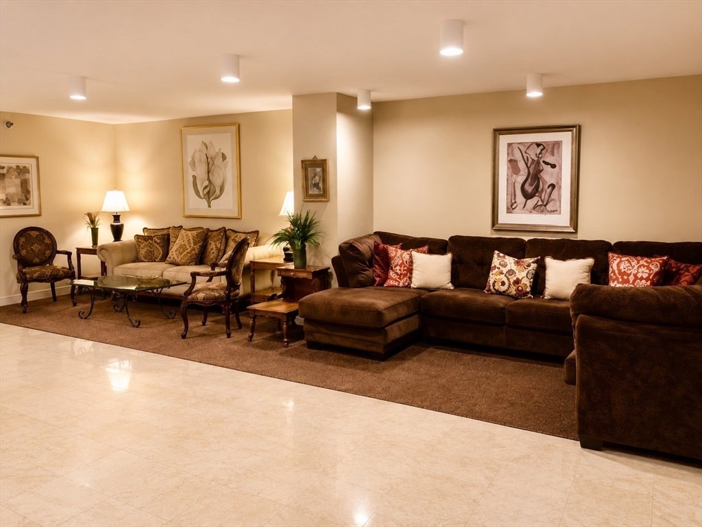 40 Village Rd #108A, Middleton, MA, 40 Village Rd #108A, Middleton, MA Photo #24