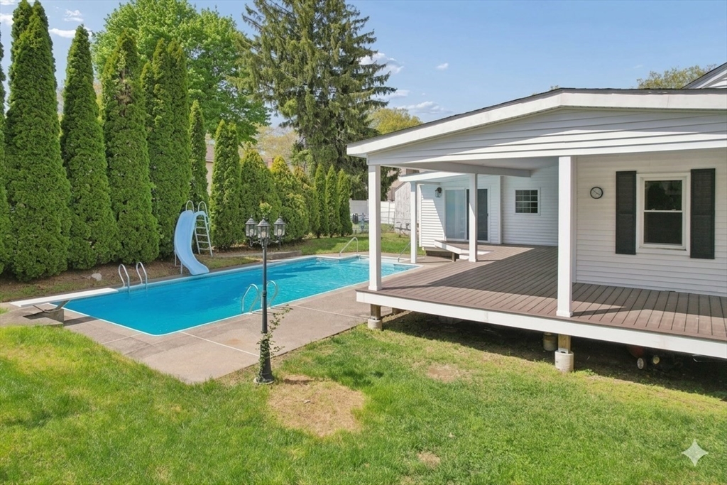 39 Bullard Ave