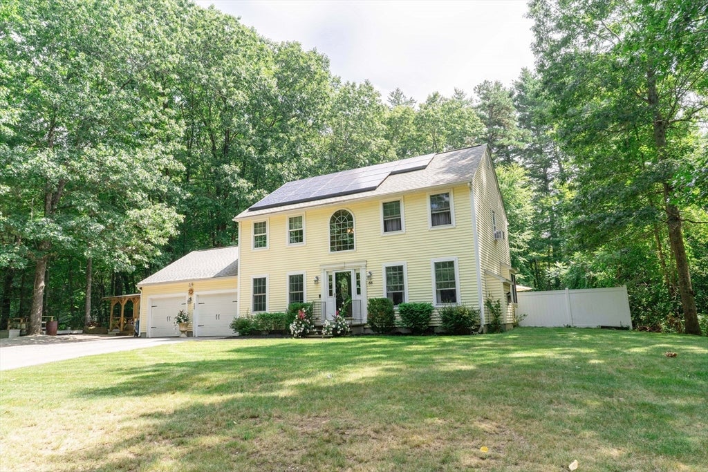 55 S Shore Dr, Sturbridge, MA, 55 S Shore Dr, Sturbridge, MA Photo #1