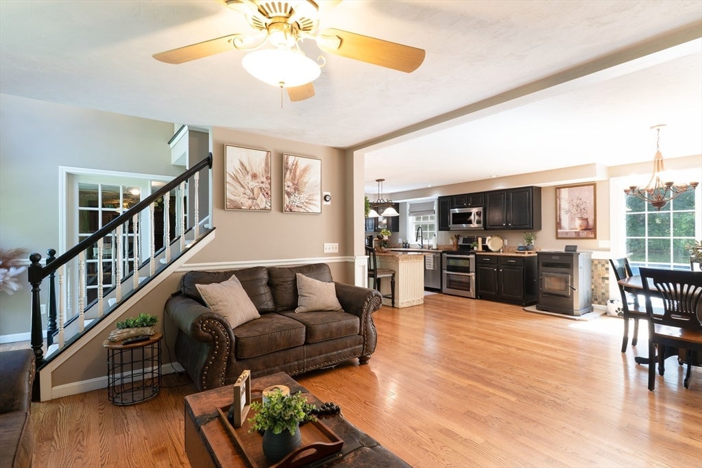 55 S Shore Dr, Sturbridge, MA, 55 S Shore Dr, Sturbridge, MA Photo #5