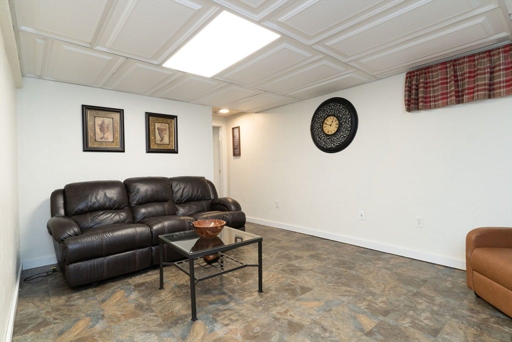55 S Shore Dr, Sturbridge, MA, 55 S Shore Dr, Sturbridge, MA Photo #33
