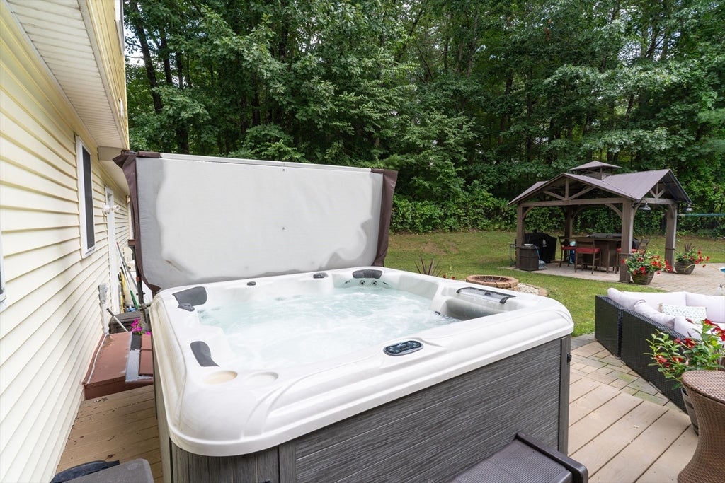 55 S Shore Dr, Sturbridge, MA, 55 S Shore Dr, Sturbridge, MA Photo #41