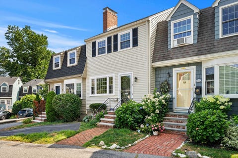 Photo of 7 Bradford Court, Marblehead, MA 01945 (MLS # 73555920)