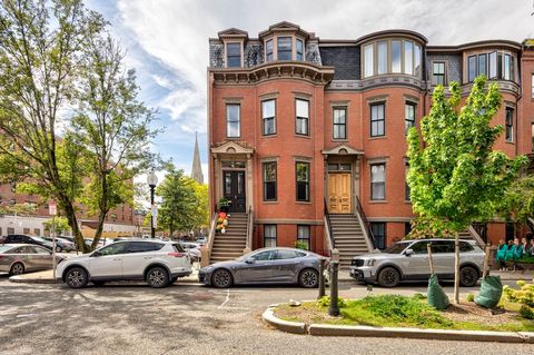 12 Braddock Park 2 Boston MA 02116