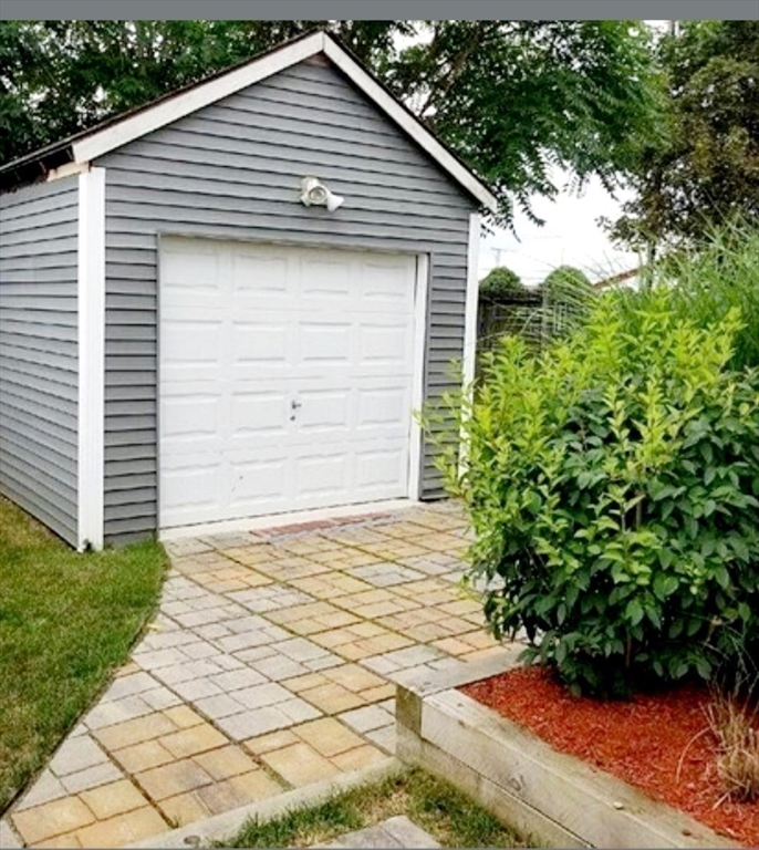 53 Orchard St, Dedham, MA Photo #6