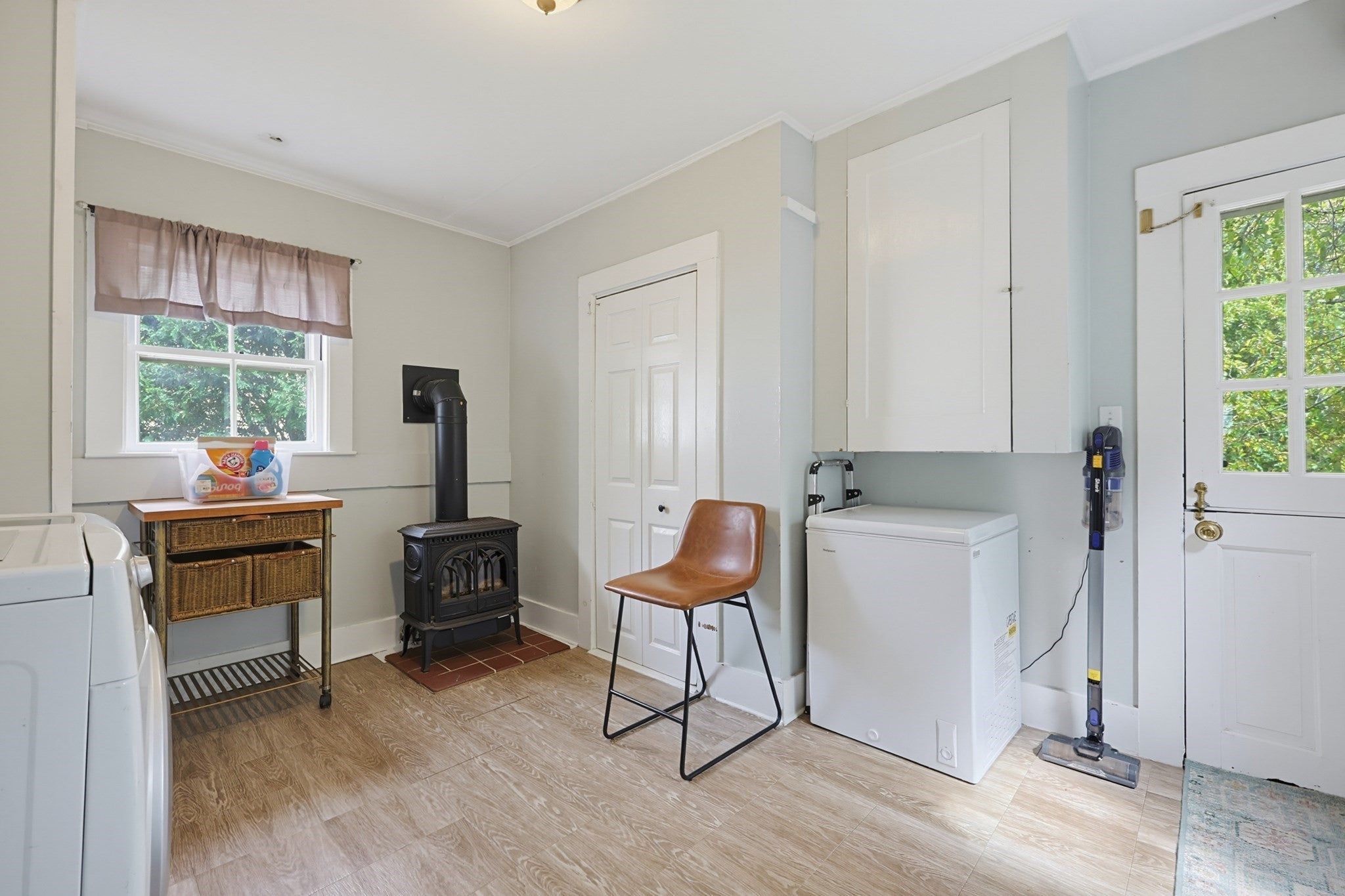 14 Mayhew St, Hopkinton, MA Photo #16