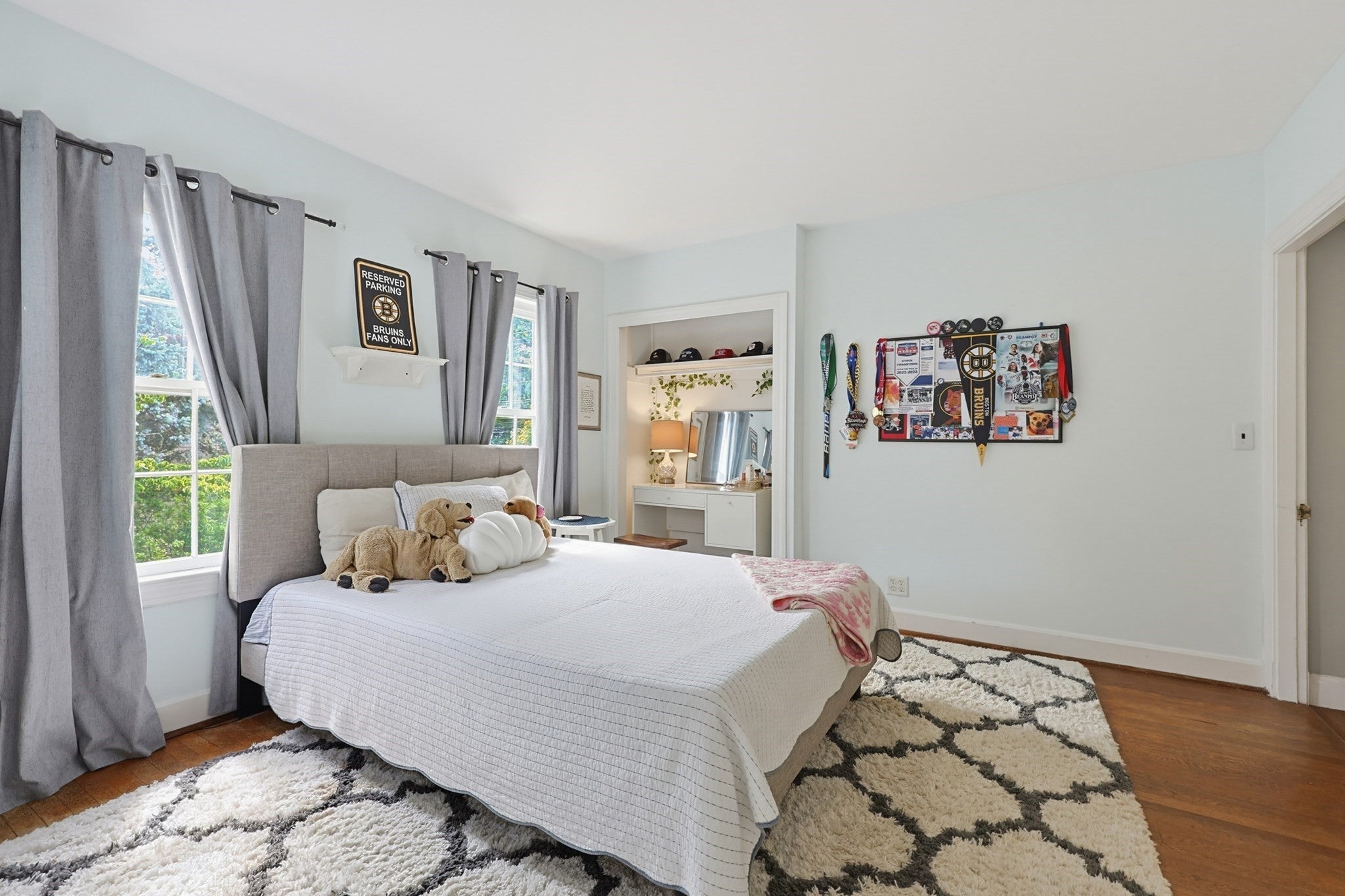 14 Mayhew St, Hopkinton, MA Photo #24