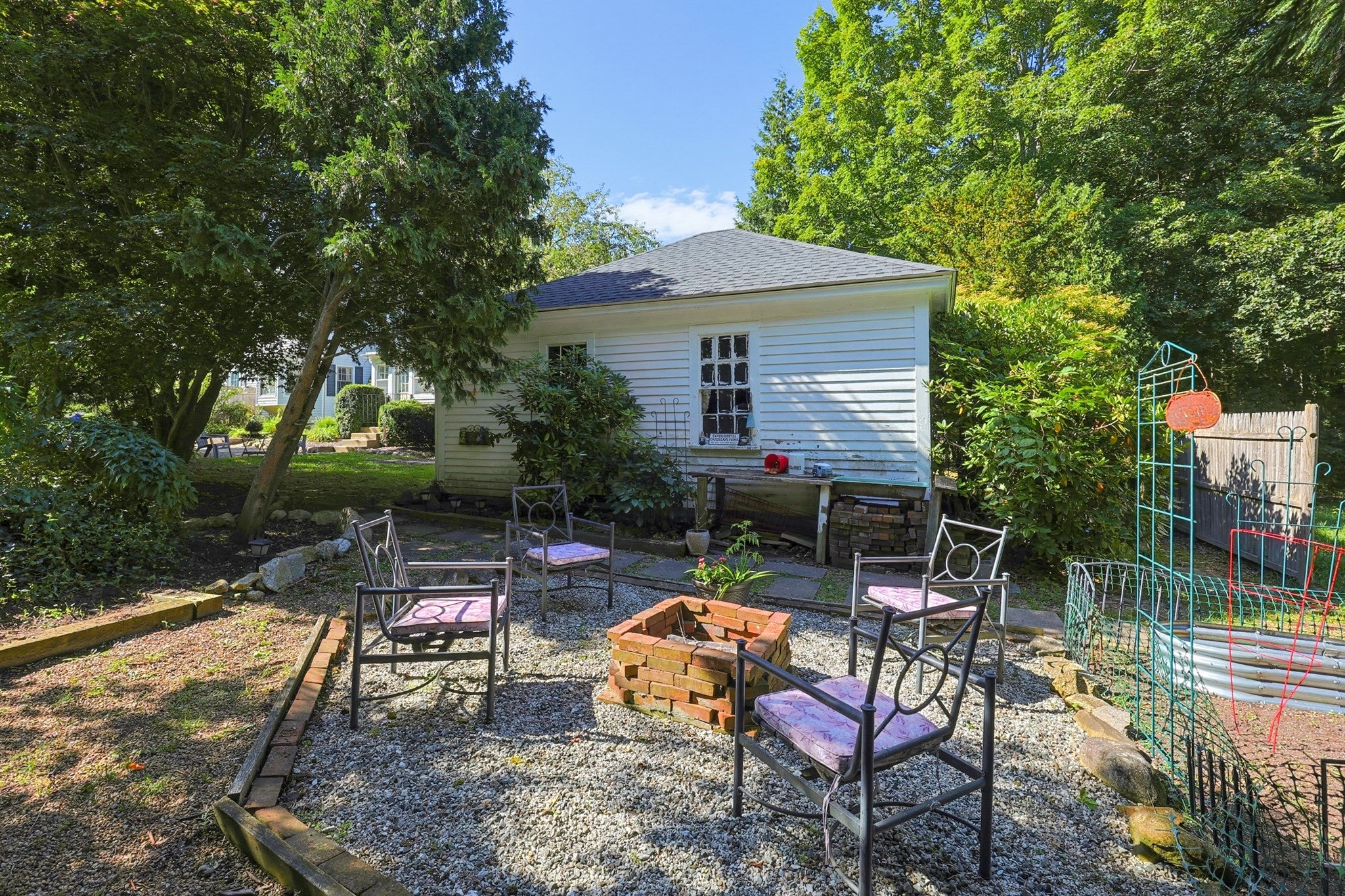 14 Mayhew St, Hopkinton, MA Photo #35