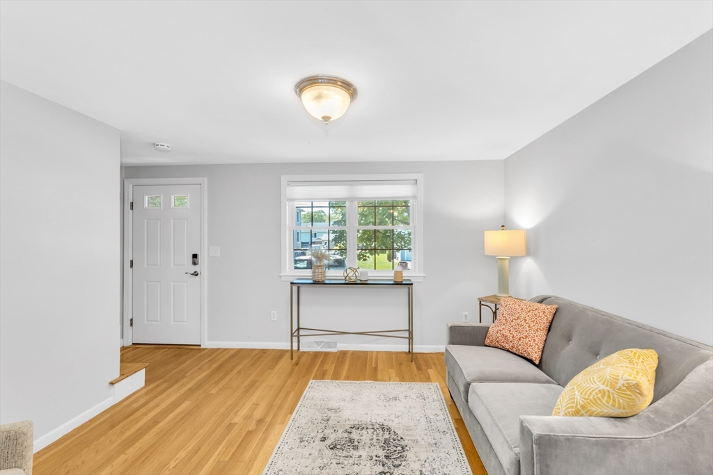 104 Hooper Rd 104