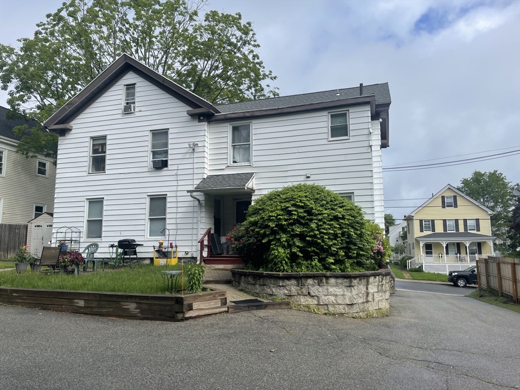 42 Washington St