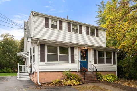 28 Shaw St Norwood MA 02062