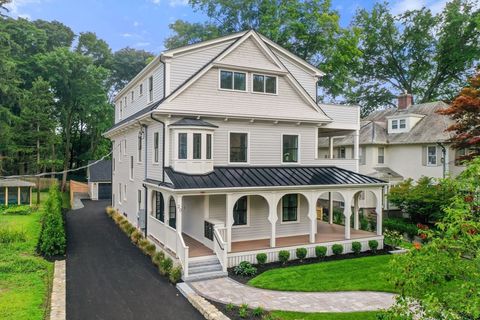 20 Lawrence St 3 Wakefield MA 01880
