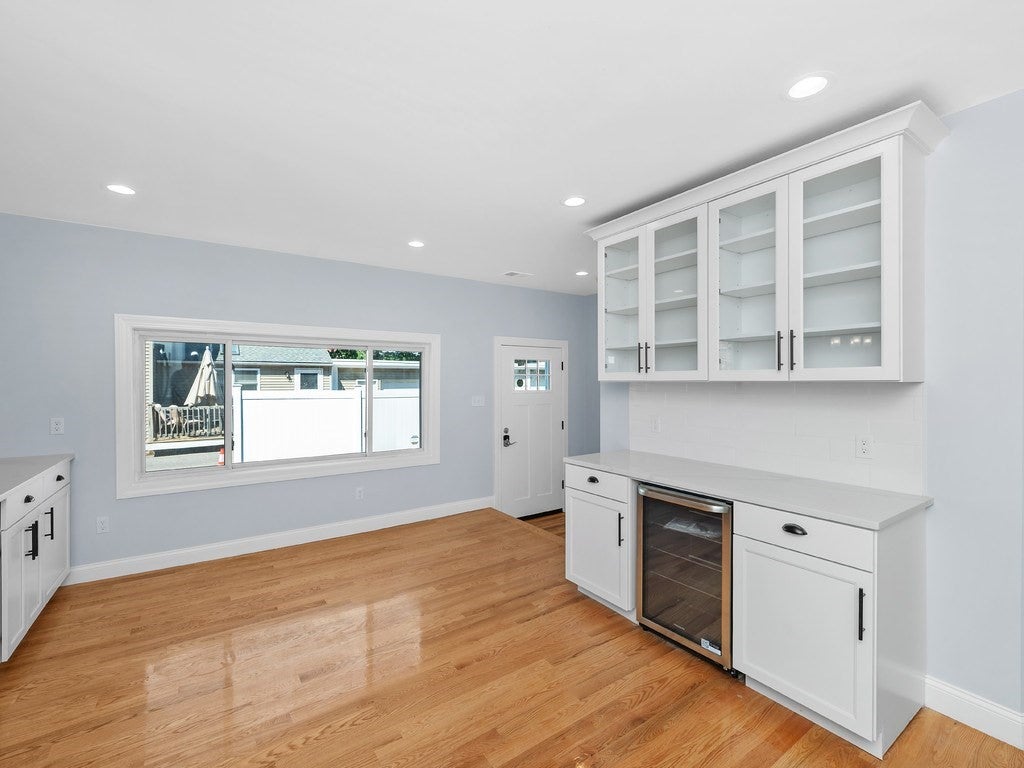 28 Ash Street #1, Waltham, MA Photo #6