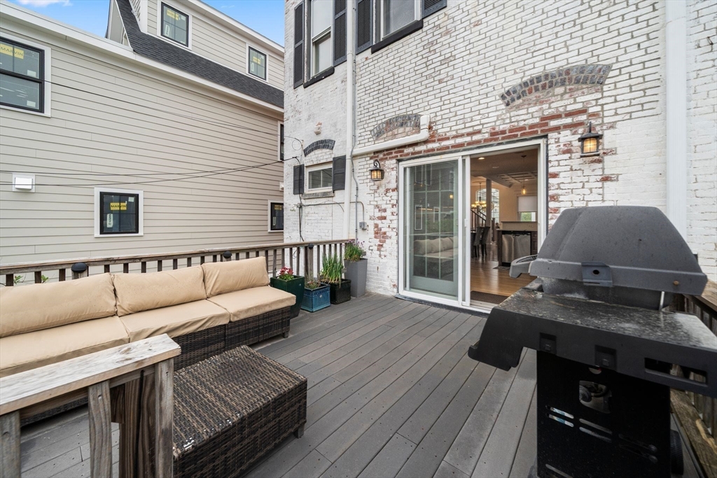 823 East Third Street, Boston, MA Photo #28