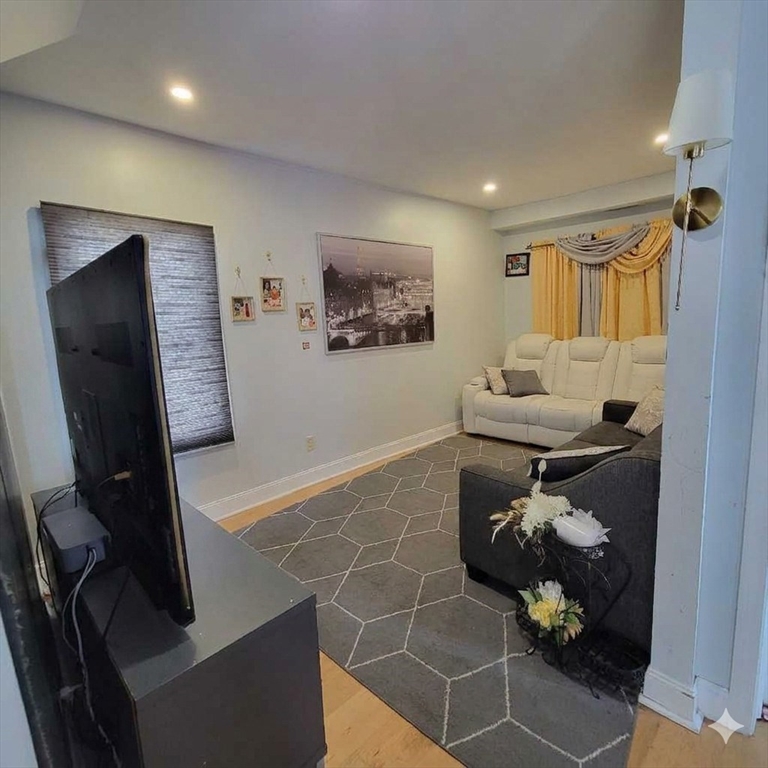 116 Parnell