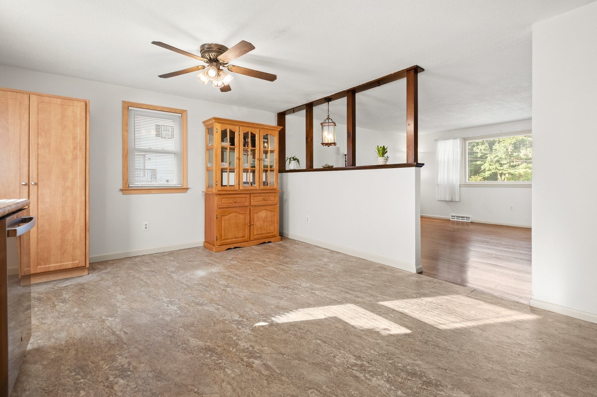10 Clark Rd, Groveland, MA Photo #19