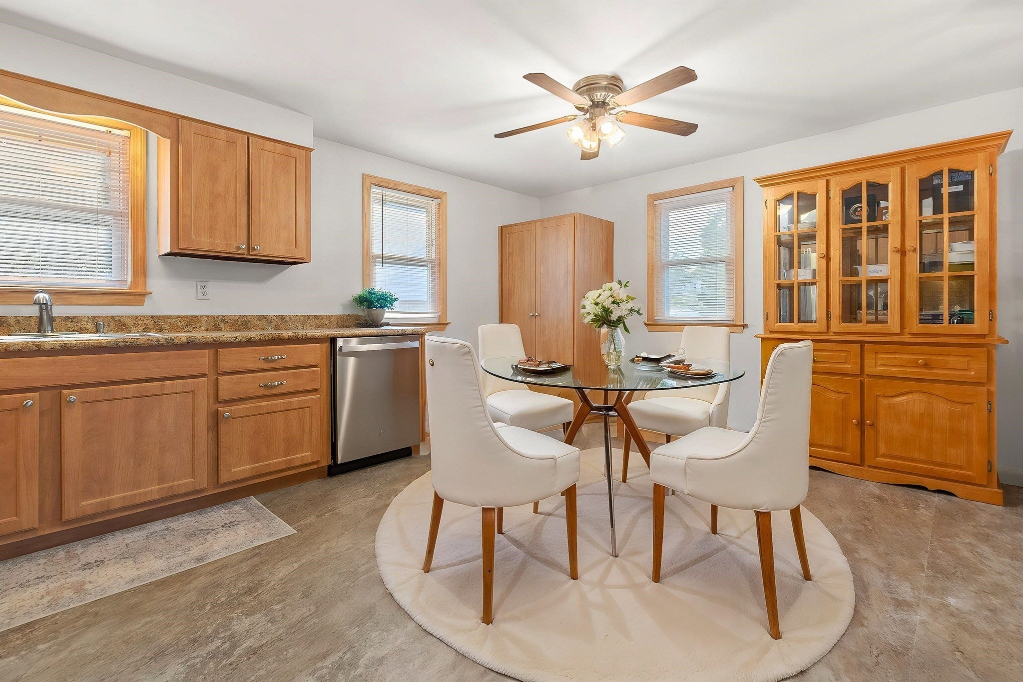 10 Clark Rd, Groveland, MA Photo #15