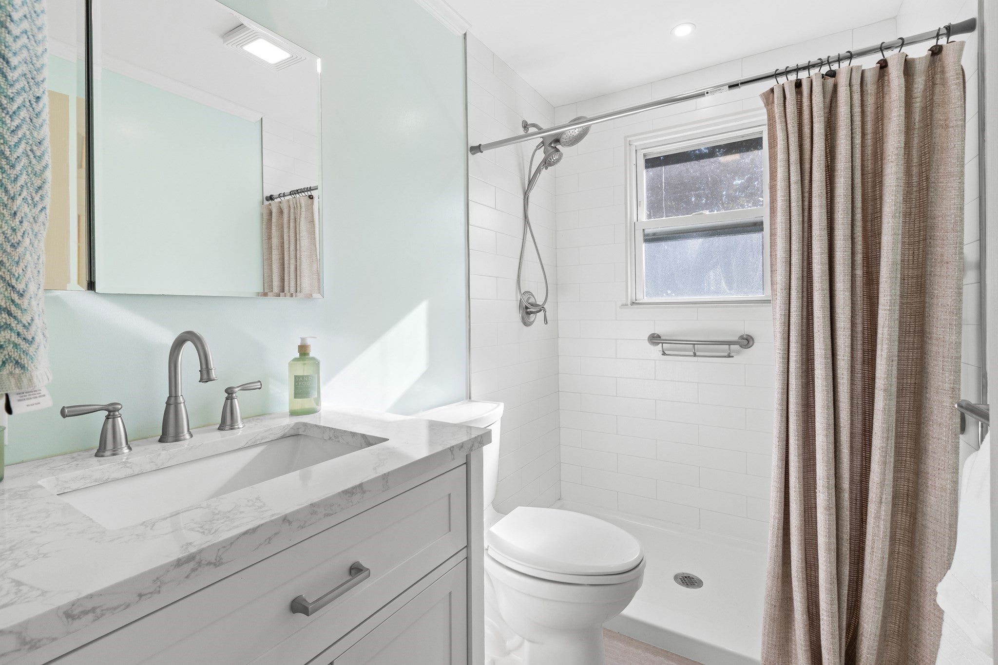 10 Clark Rd, Groveland, MA Photo #29