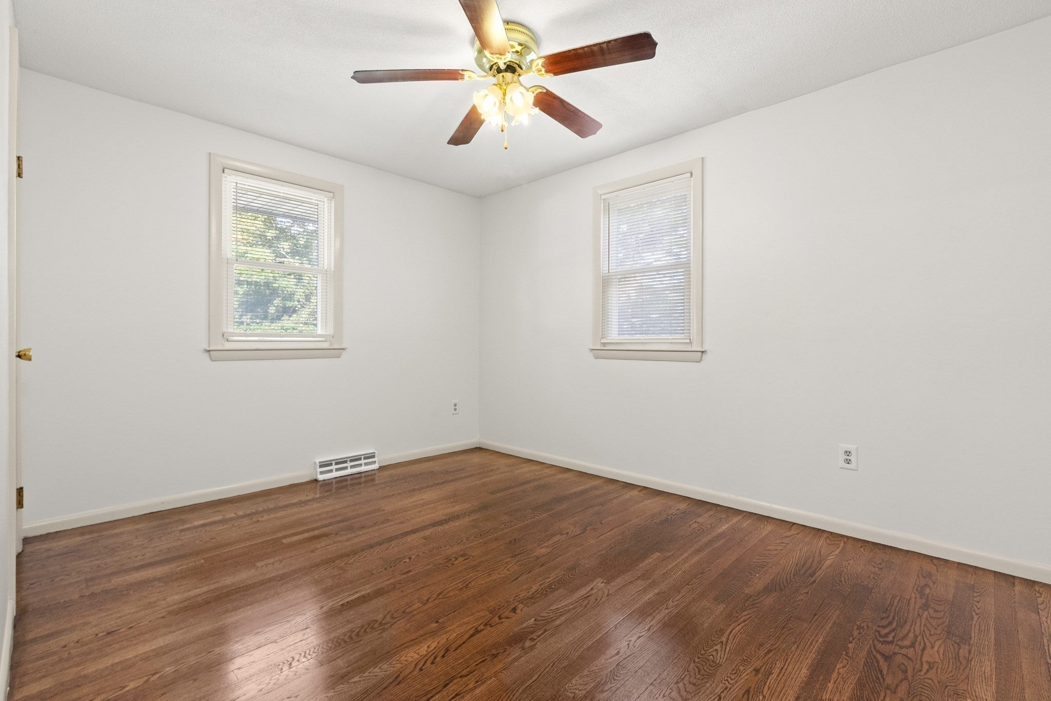 10 Clark Rd, Groveland, MA Photo #24