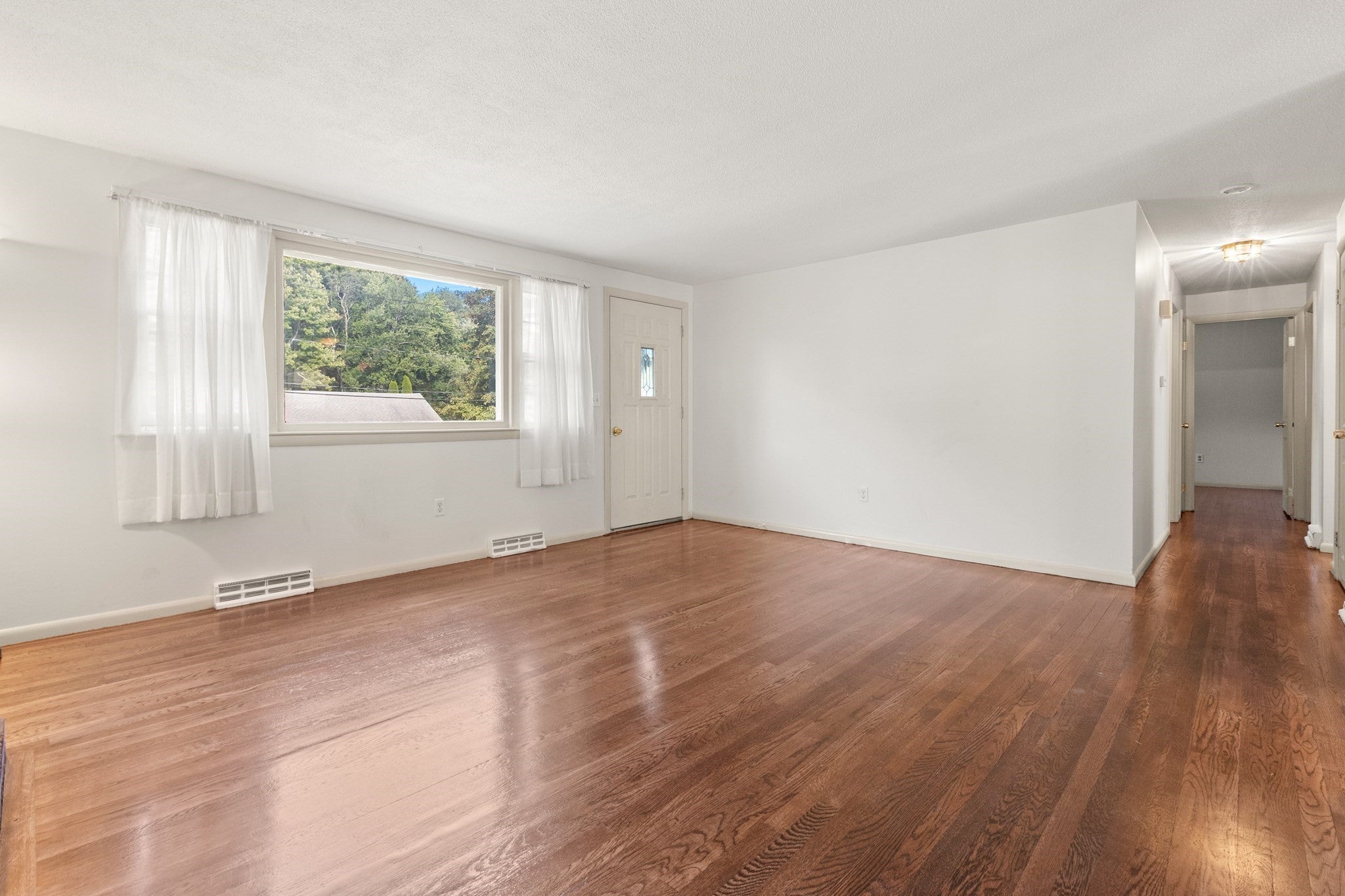 10 Clark Rd, Groveland, MA Photo #28