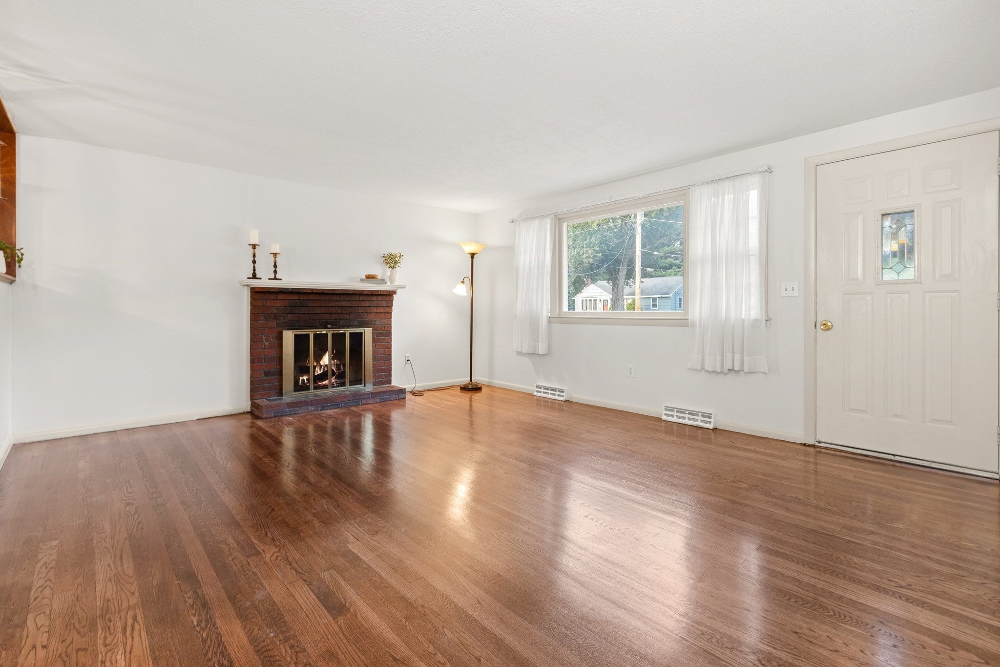 10 Clark Rd, Groveland, MA Photo #11