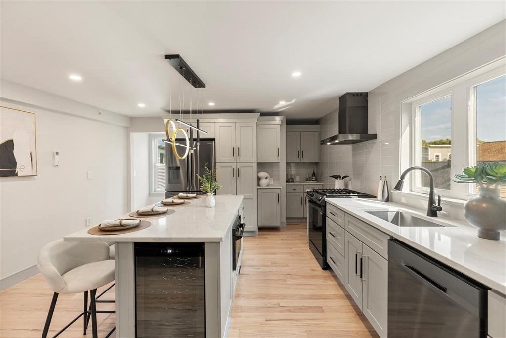 Photo of 22 Hunting Street, Cambridge, MA