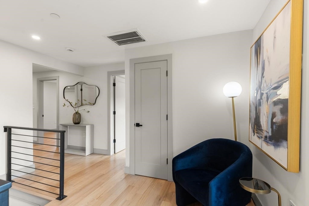 22 Hunting Street 3P