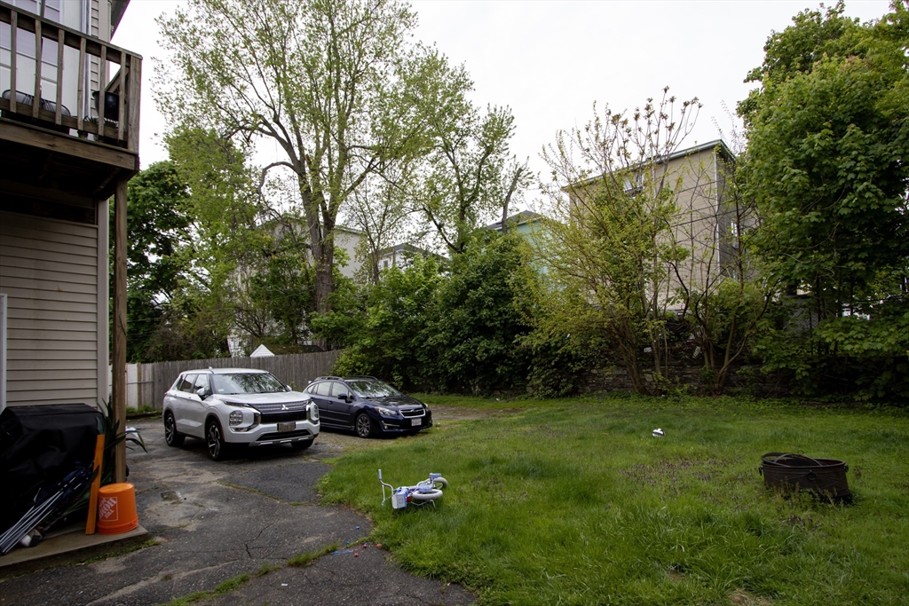 86 Pilgrim Ave