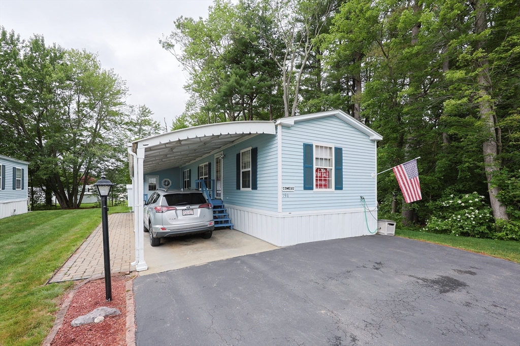 556 Central St 156