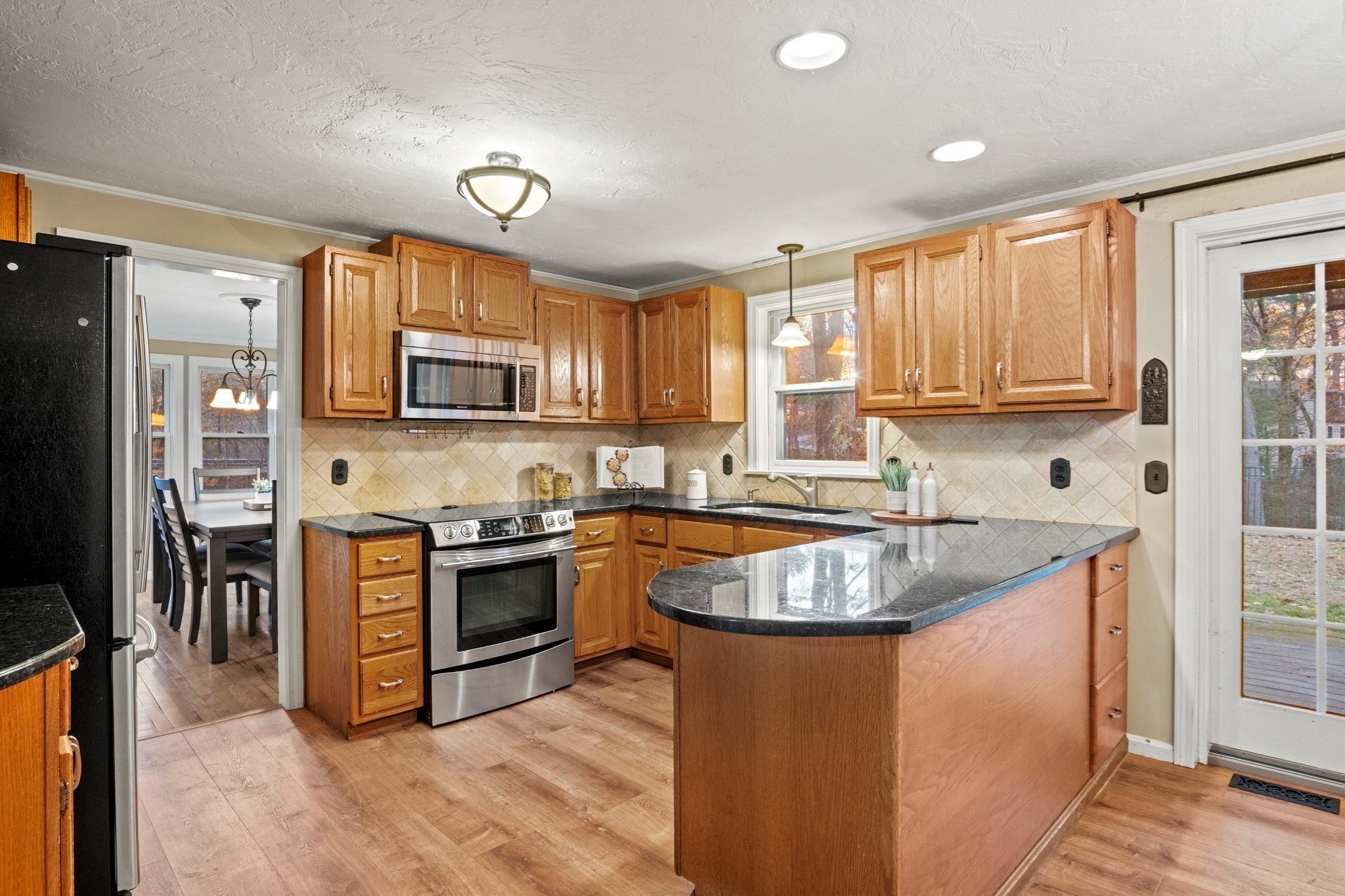 5 Knob Cone Drive, Boylston, MA, 5 Knob Cone Drive, Boylston, MA Photo #7