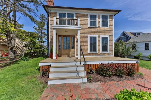 Multi Family in Provincetown MA 28 Bradford Street 1.jpg