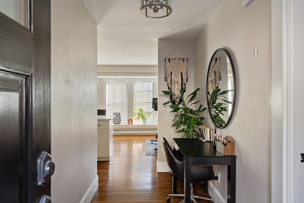 94 Russell St #94, Boston, MA Photo #8
