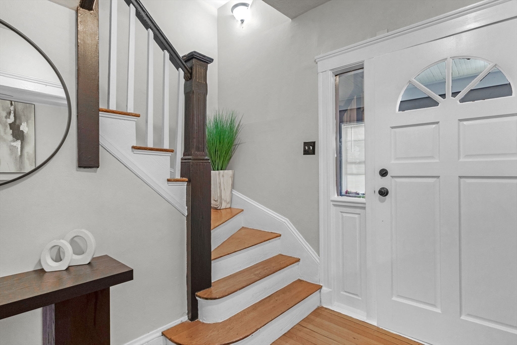 81 Rockdale St