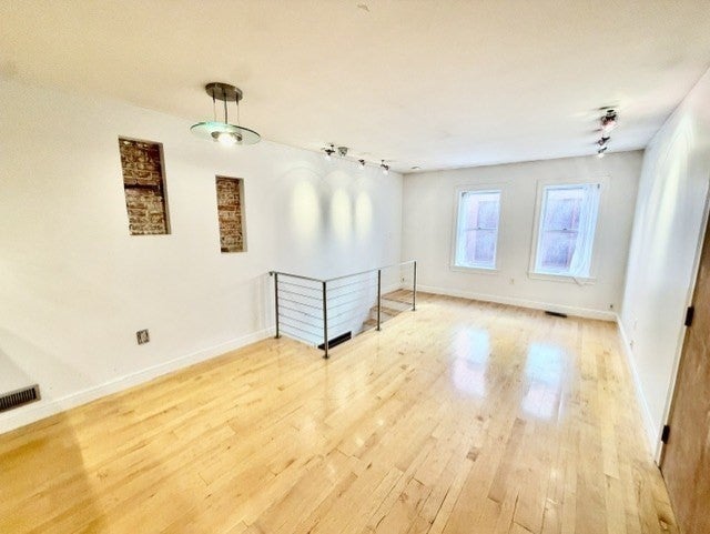 152 Prince ST #2, Boston, MA Photo #6