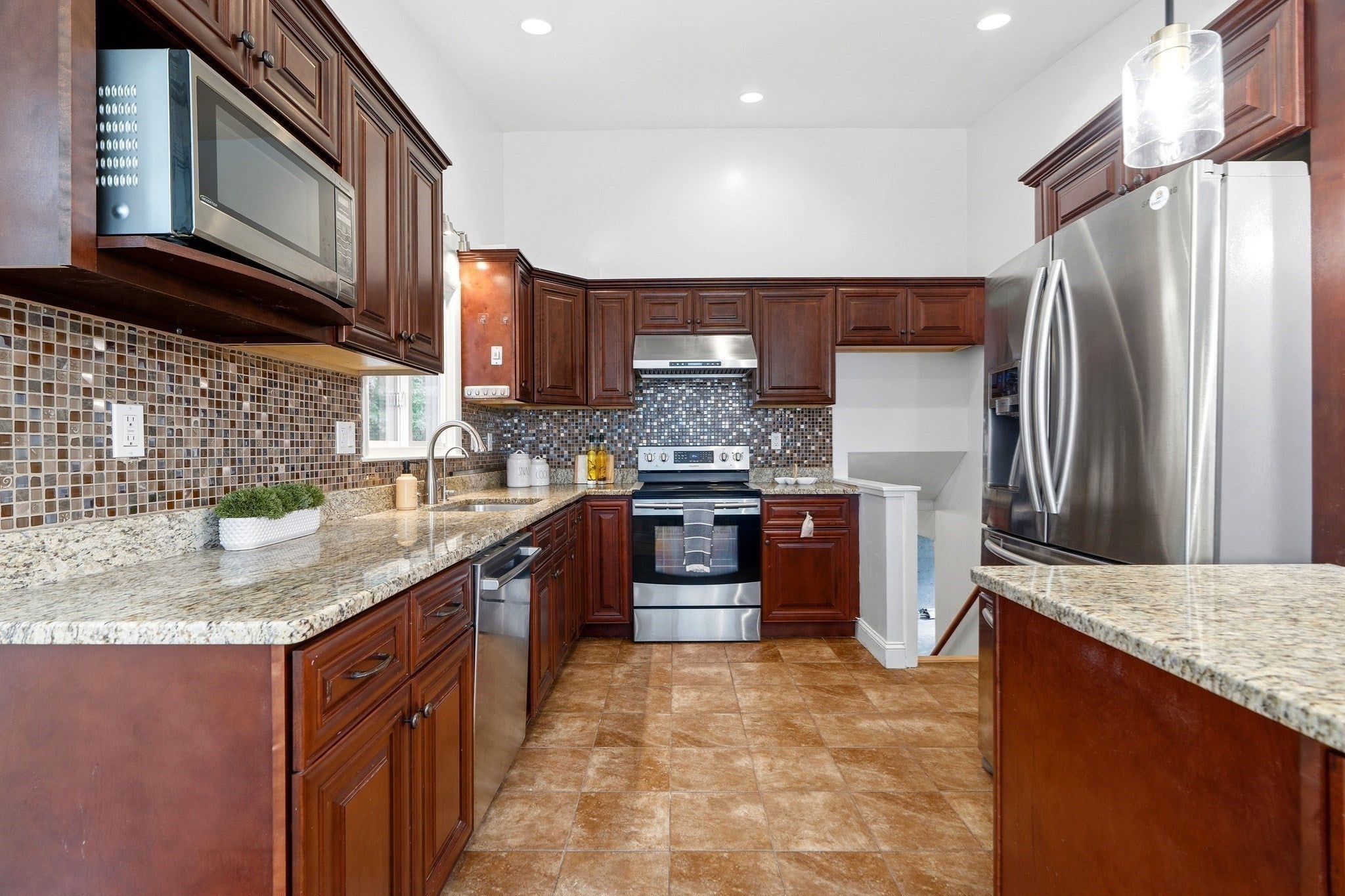 22 Harbell St, Lexington, MA Photo #11