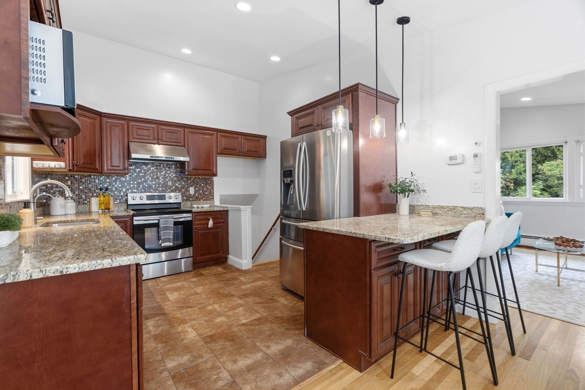 22 Harbell St, Lexington, MA Photo #12
