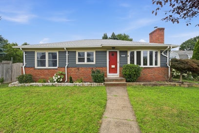 205 Central Ave Seekonk MA 02771