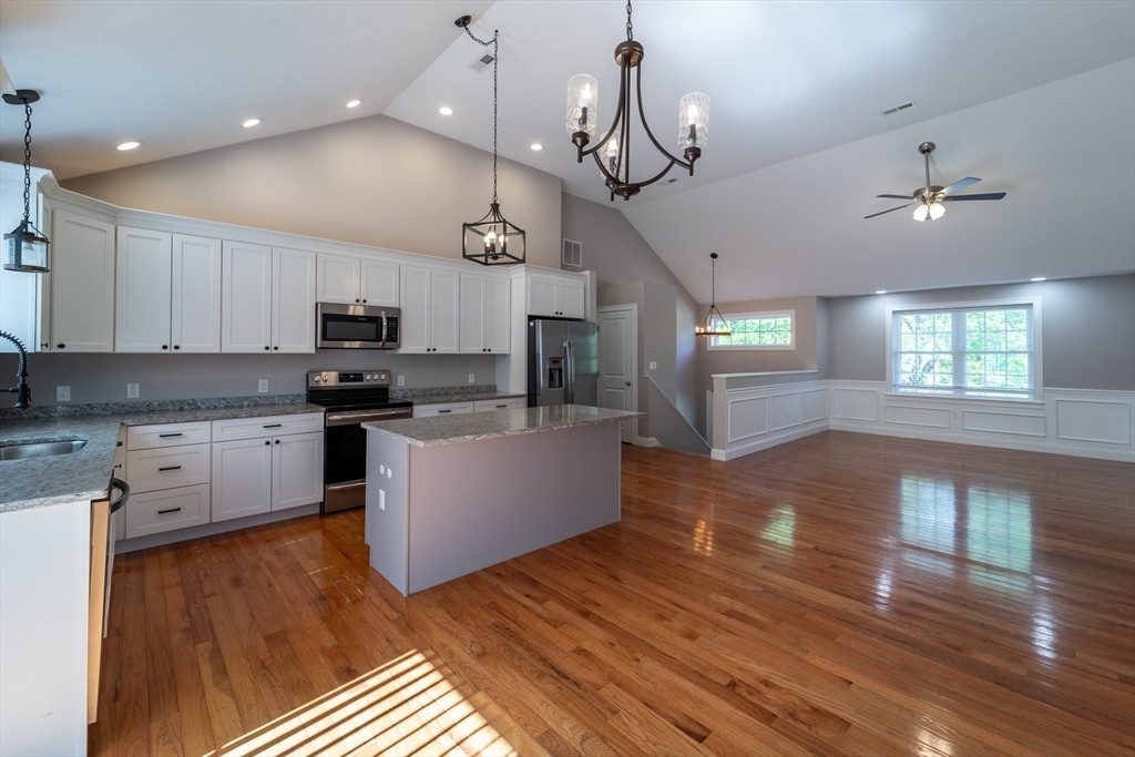 31 Scenic Dr