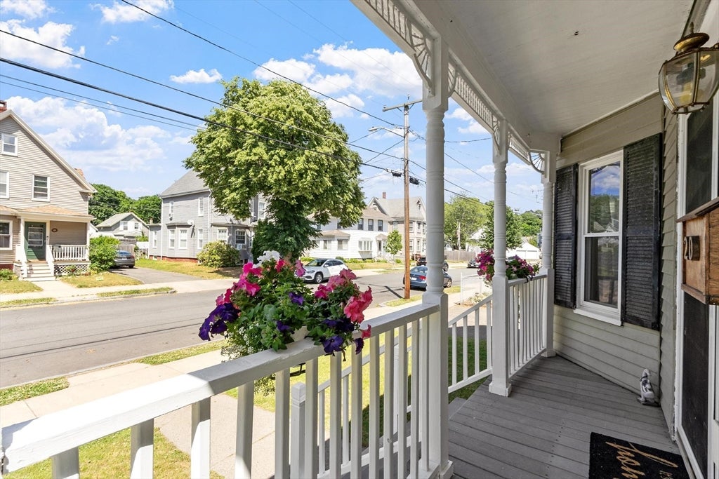 20 Conomo Ave
