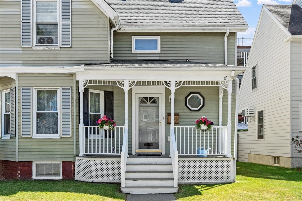 20 Conomo Ave