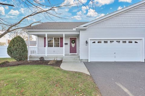 311 Montcalm St 311 Chicopee MA 01020