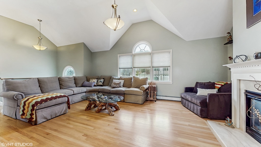 21 Sunset Rd