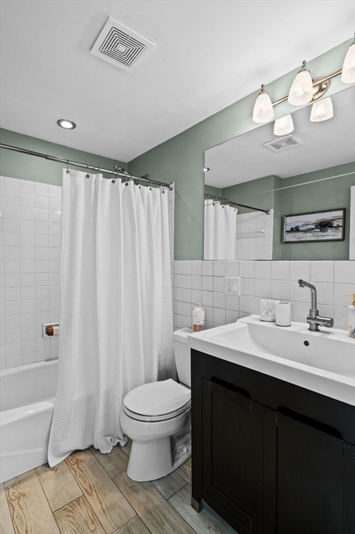 34 Beacon St 3