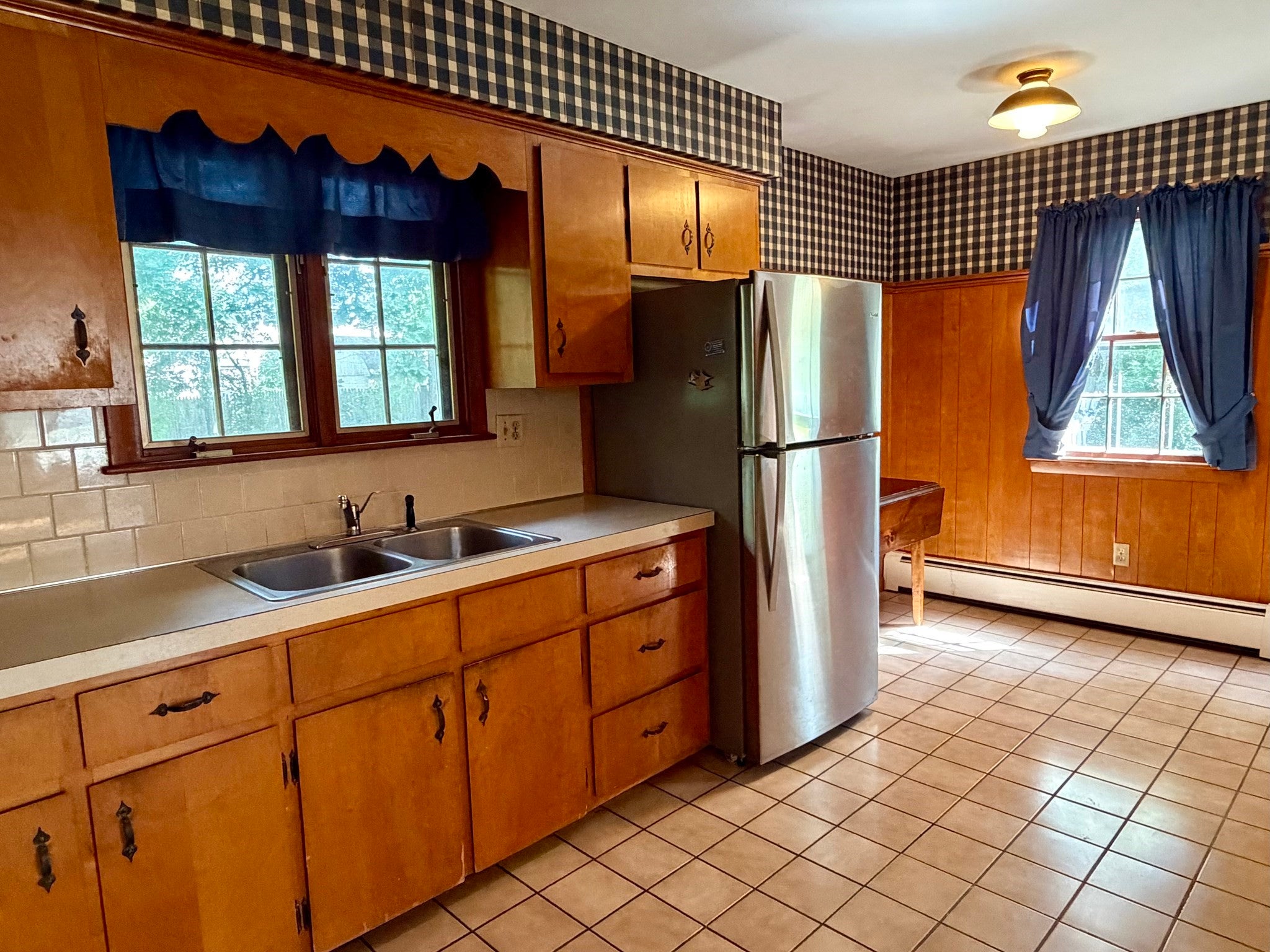 1183 Dutton Street, New Bedford, MA Photo #6