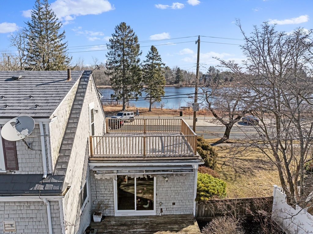 345 Brownell Ave