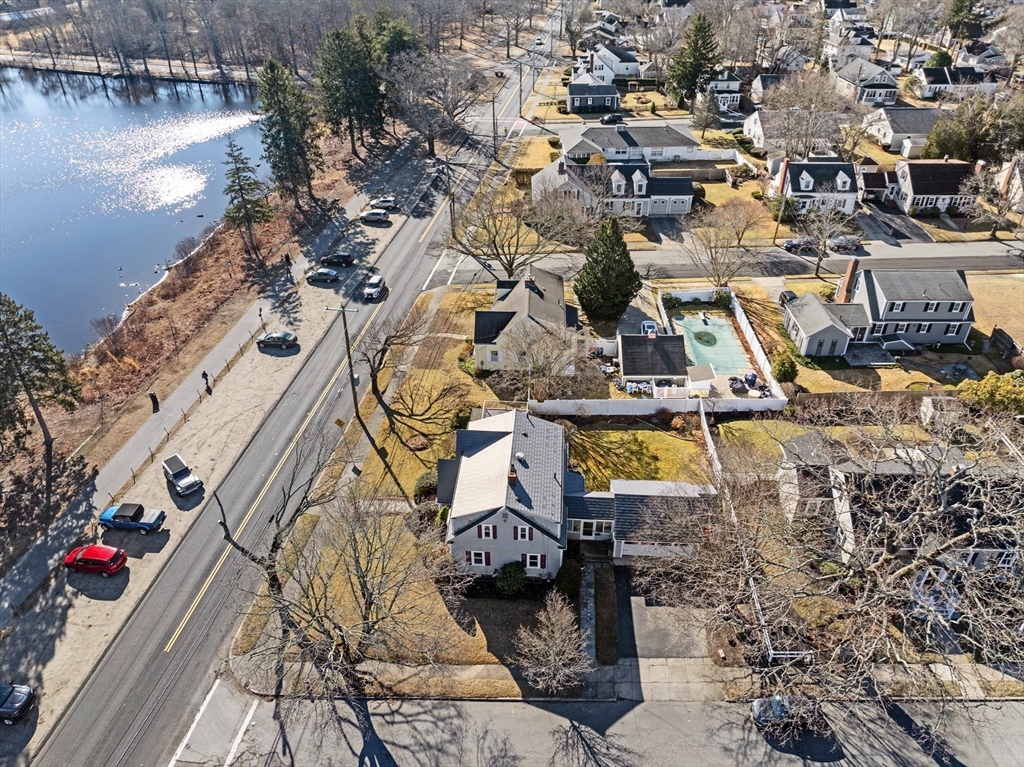 345 Brownell Ave