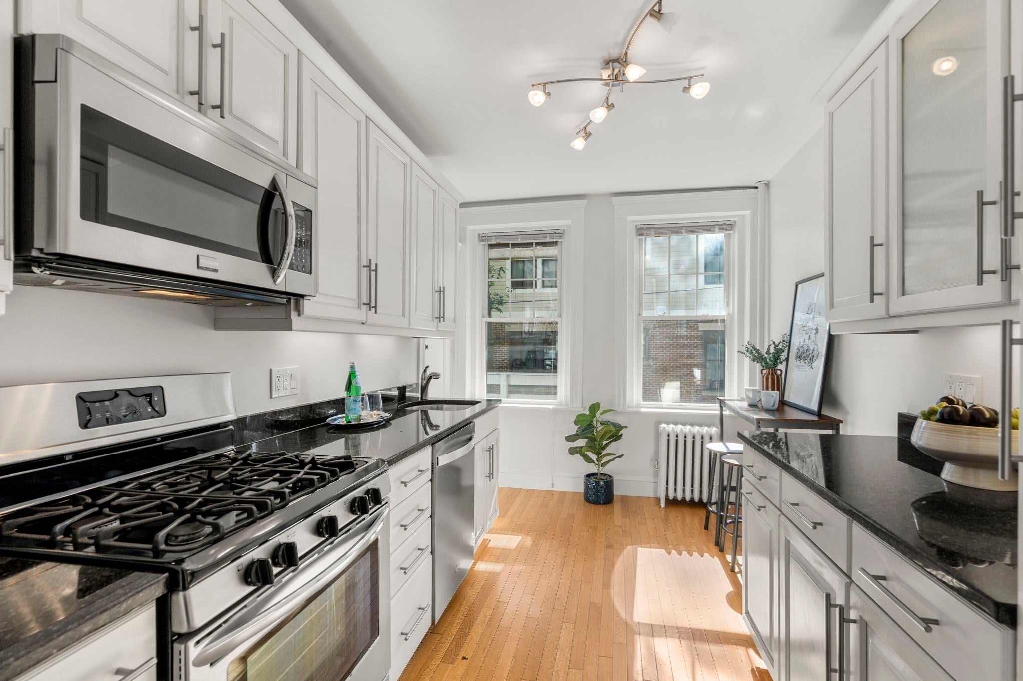 36 Dwight St #4, Brookline, MA, 36 Dwight St #4, Brookline, MA Photo #2