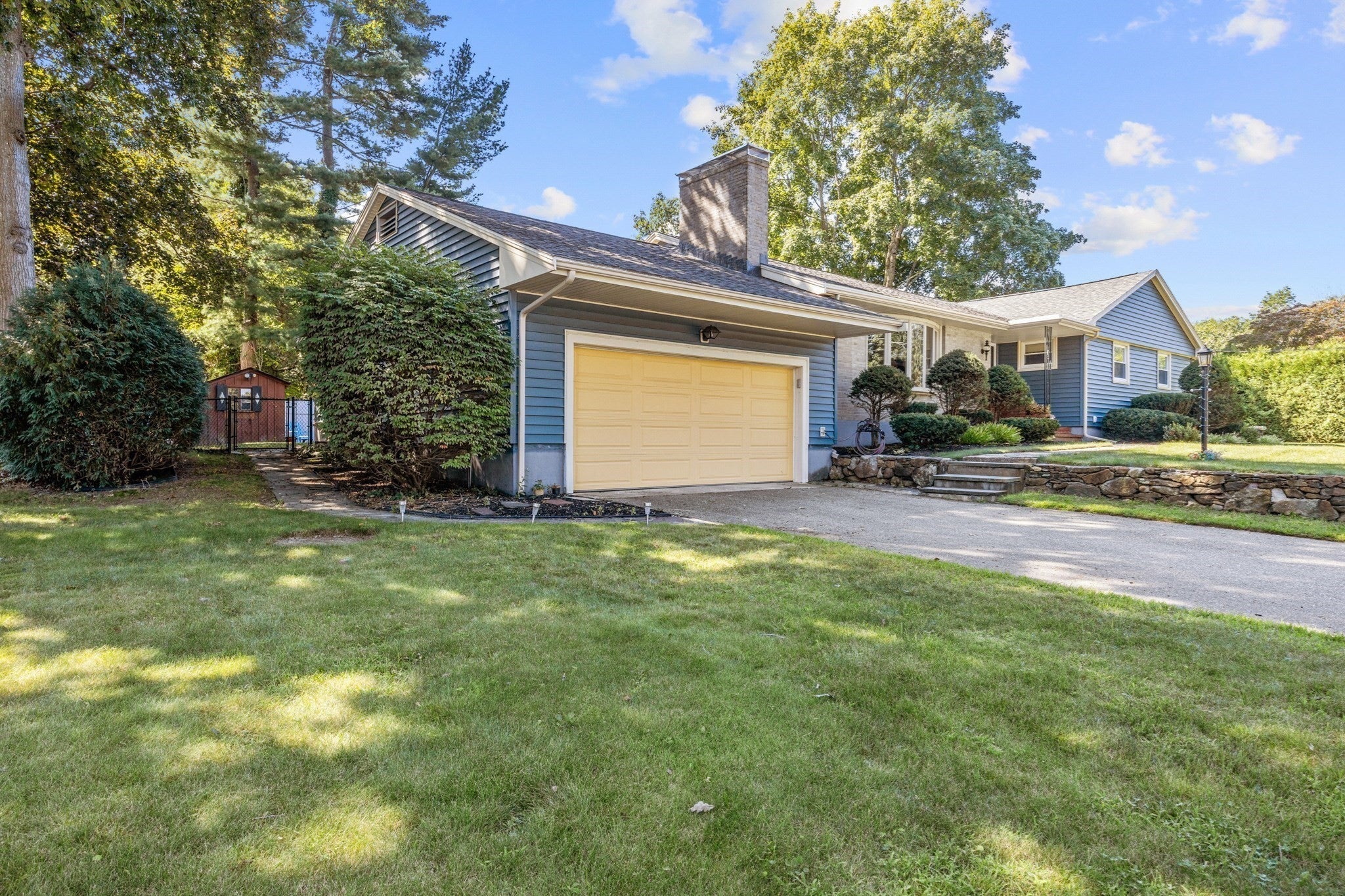 122 Westwood Dr, Whitman, MA, 122 Westwood Dr, Whitman, MA Photo #3